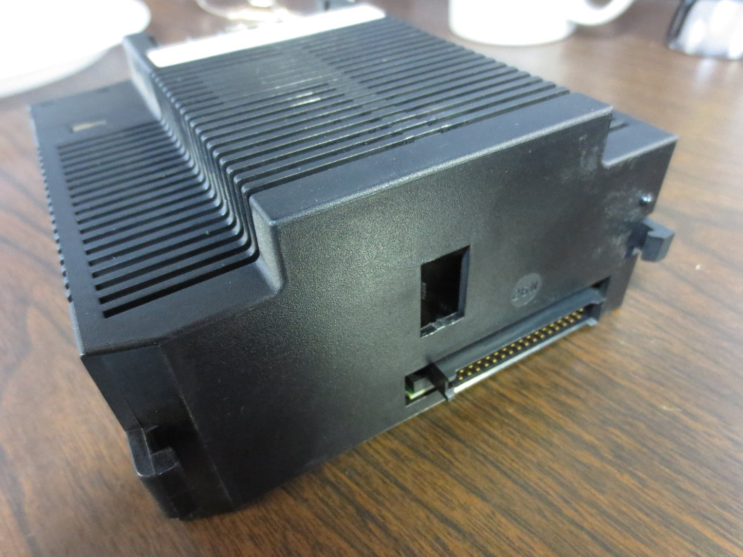 GE FANUC IC693PWR330D PLC POWER SUPPLY 120/240VAC HI-CAP 30W - NO COVER2