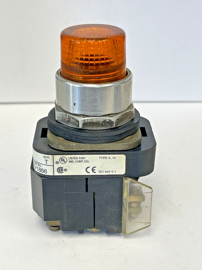 ALLEN BRADLEY -800T-PB16 -SER T-PILOT - AMBER - 120V AC 50/60 Hz, 755/1866 LAMP2