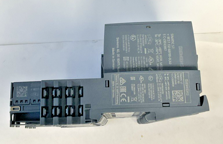 SIEMENS 6ES7 155-6AU01-0CN0 ET200SP SIMATIC S7 WITH MODULES AND BASES5