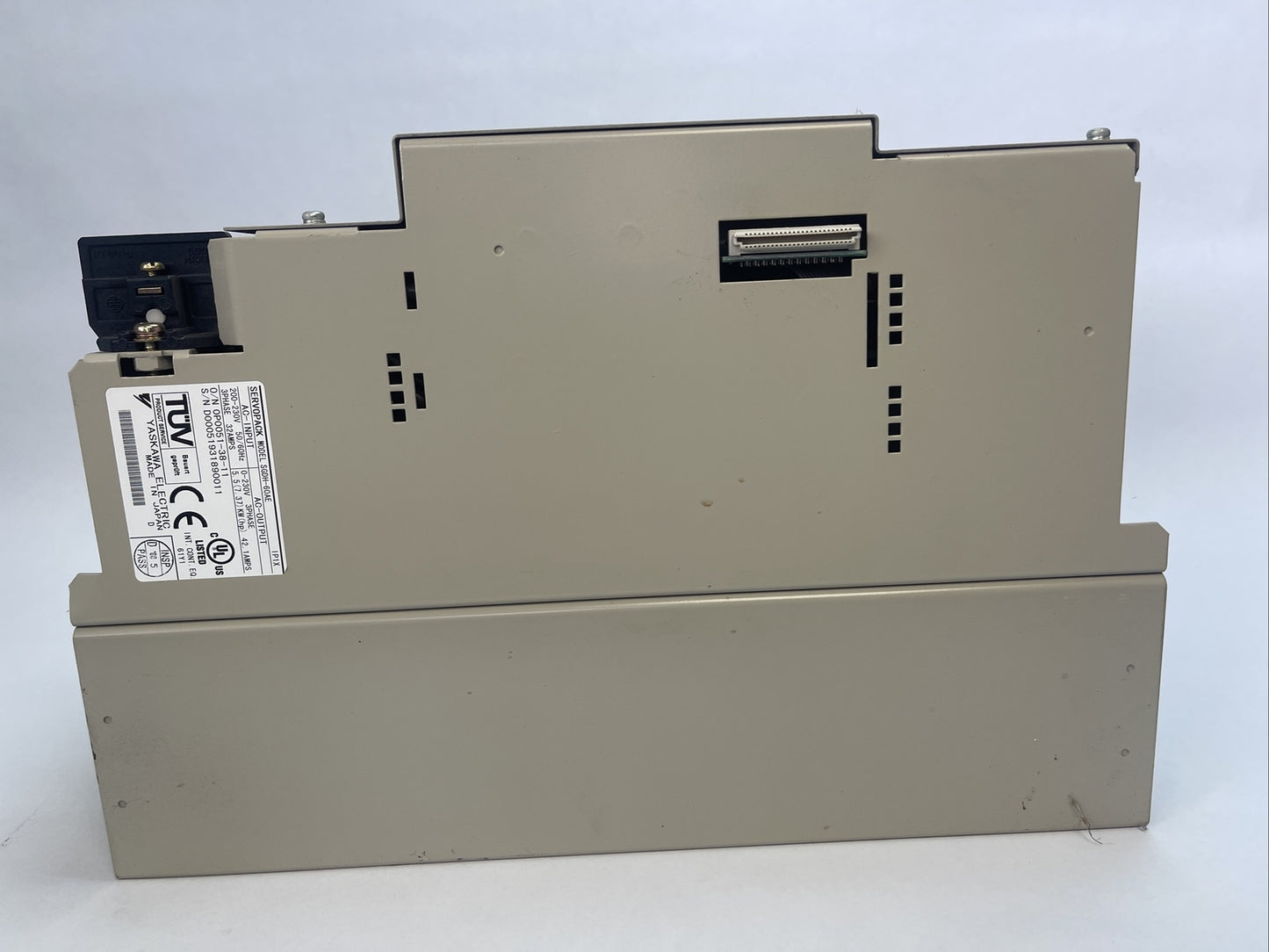 YASKAWA SGDH-60AE SERVOPACK 200V VER. 0D214 INPUT 200-230VAC OUTPUT 0-230VAC7