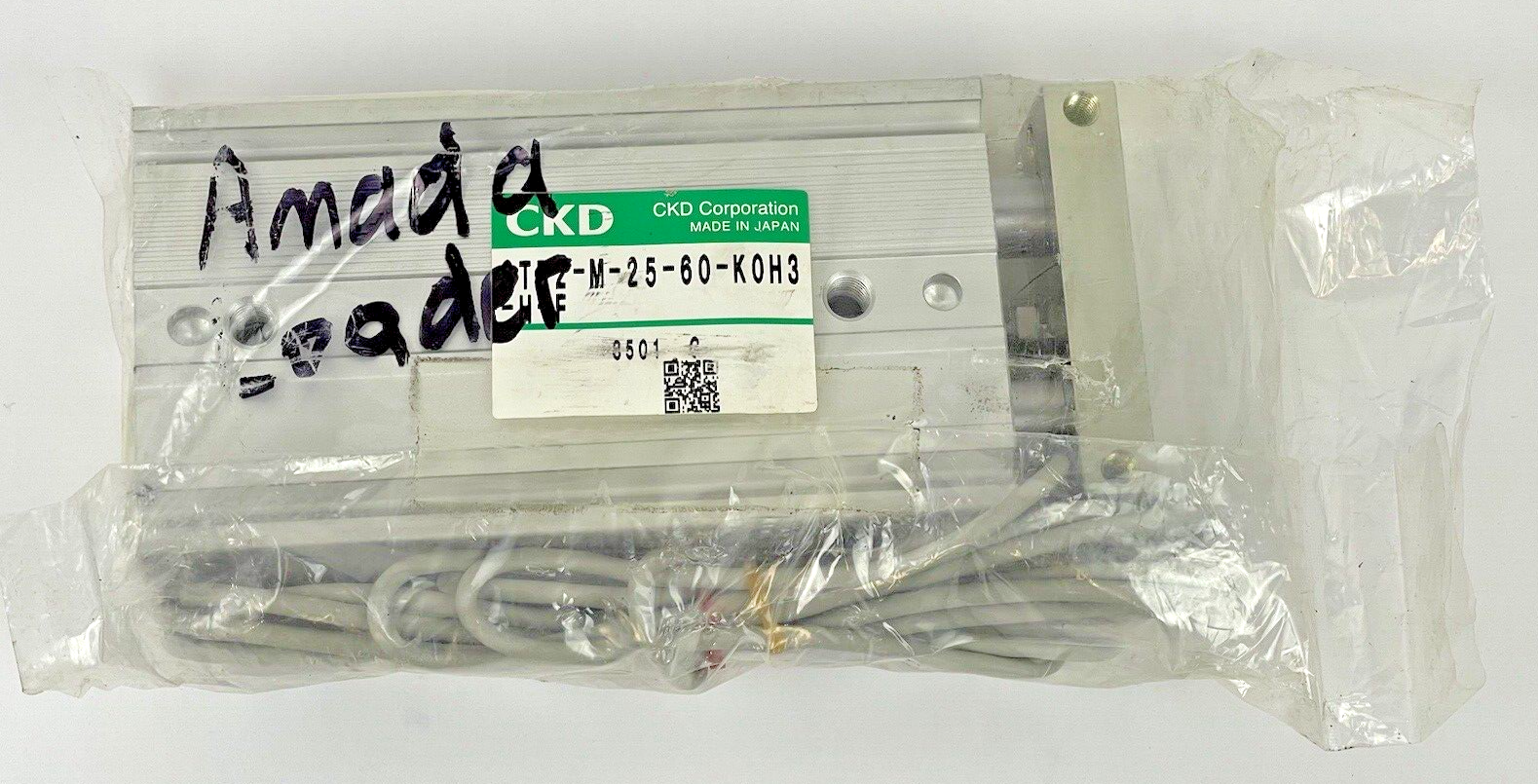 CKD - STR2-M-25-60-F - Guided Slide Cylinder 25mm 60mm - STR2-M-25-60-K0H3-H-F0