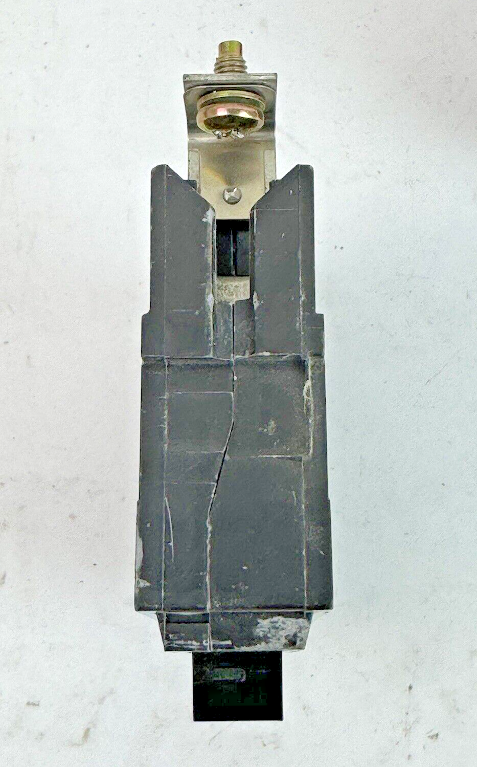 GE *LOT OF 3* - THQB120 - CIRCUIT BREAKERS - 1 POLE, 20 A, 240 VAC, TYPE THQB7