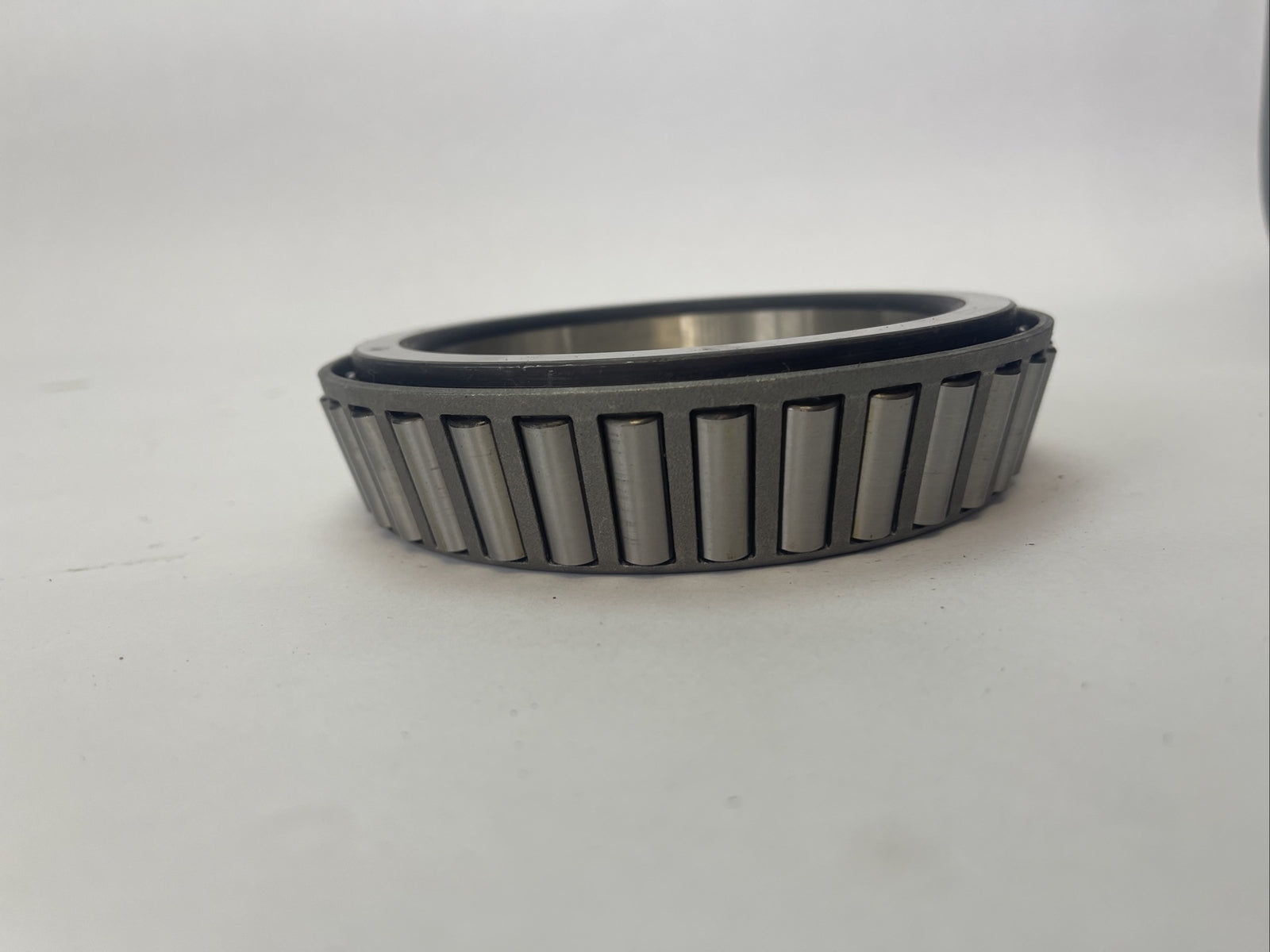 LM522549 TAPPERED ROLLER BEARING5
