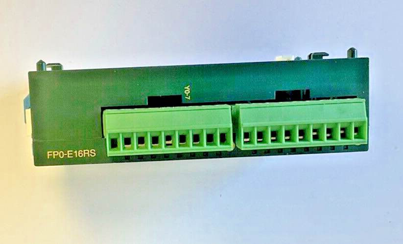 PANASONIC FP0-E16RS EXPANSION UNIT 24VDC 0.1A 250VAC0