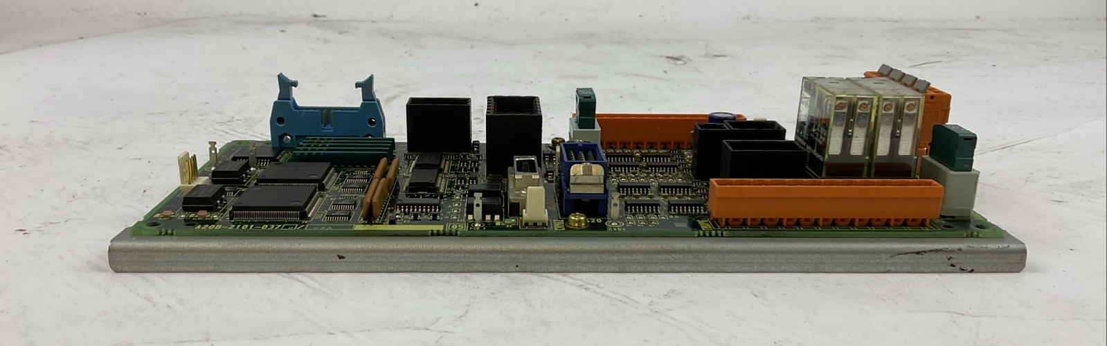 FANUC A20B-2101-0370/08A OPERATOR PANEL BOARD2