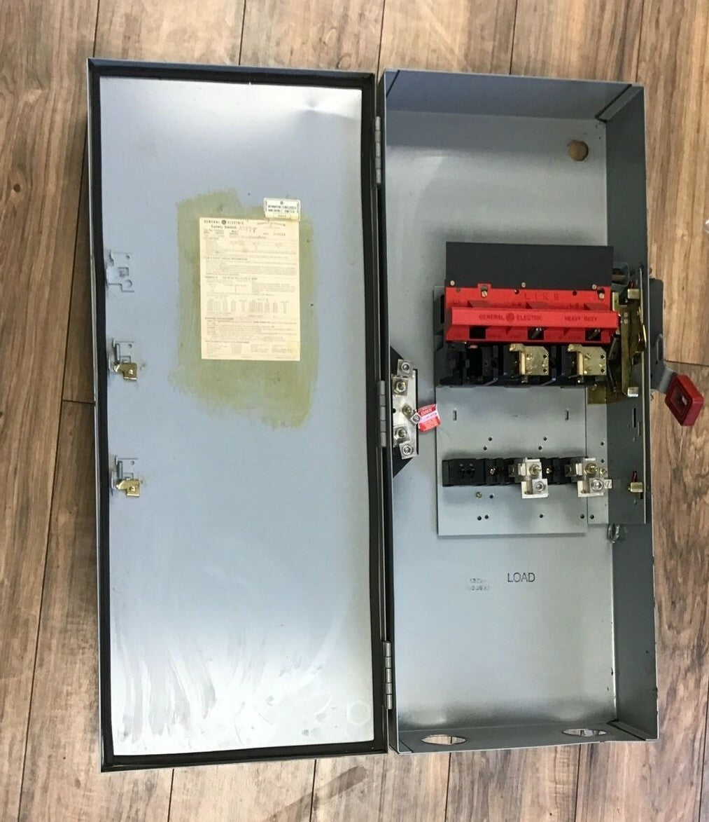 GE TH3224J MODEL 7 FUSIBLE SAFETY SWITCH 200A 240VAC 250VDC 60HP 2P6