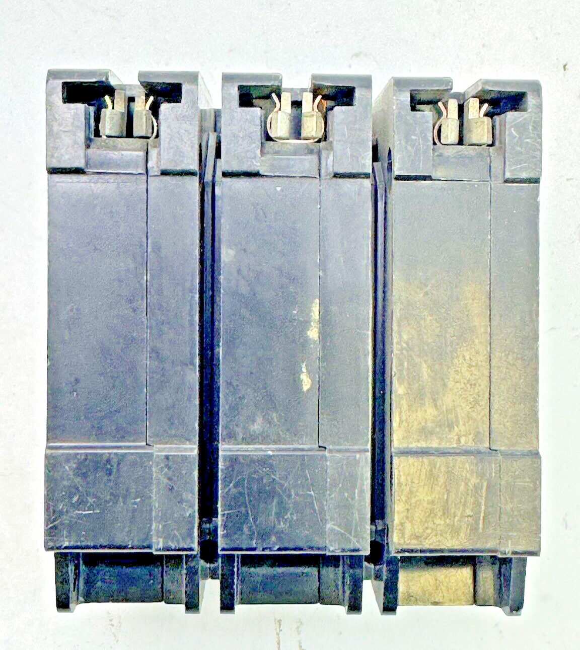 CROUSE-HINDS - MP-A340 - CIRCUIT BREAKER - 40A, 3 POLE, 240 VAC, MP-A-3408