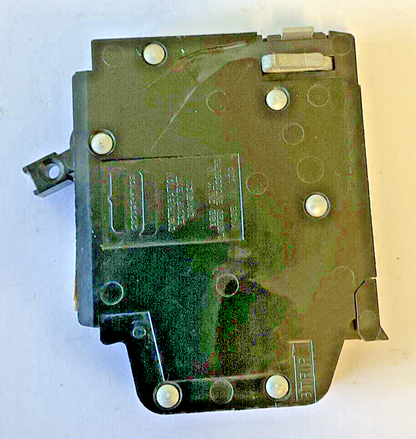 CROUSE-HINDS MH130-R CIRCUIT BREAKER 1POLE MH/MM 120/240VAC***LOTOF2***3