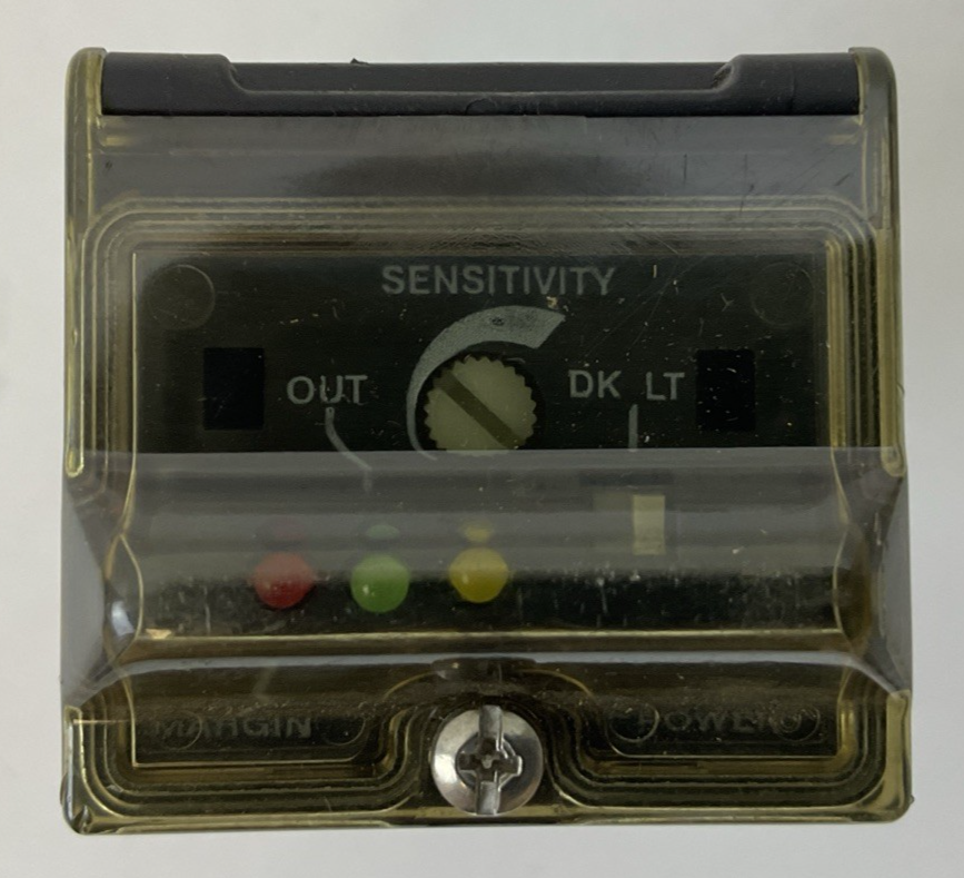 ALLEN BRADLEY 42GRU-9202-QD SER A PHOTOSWITCH ONLY4