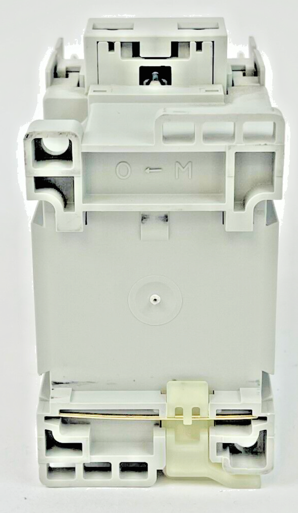 ALLEN BRADLEY 700S-CF620EJC  SER.A GUARDMASTER SAFETY RELAY  24V DC4