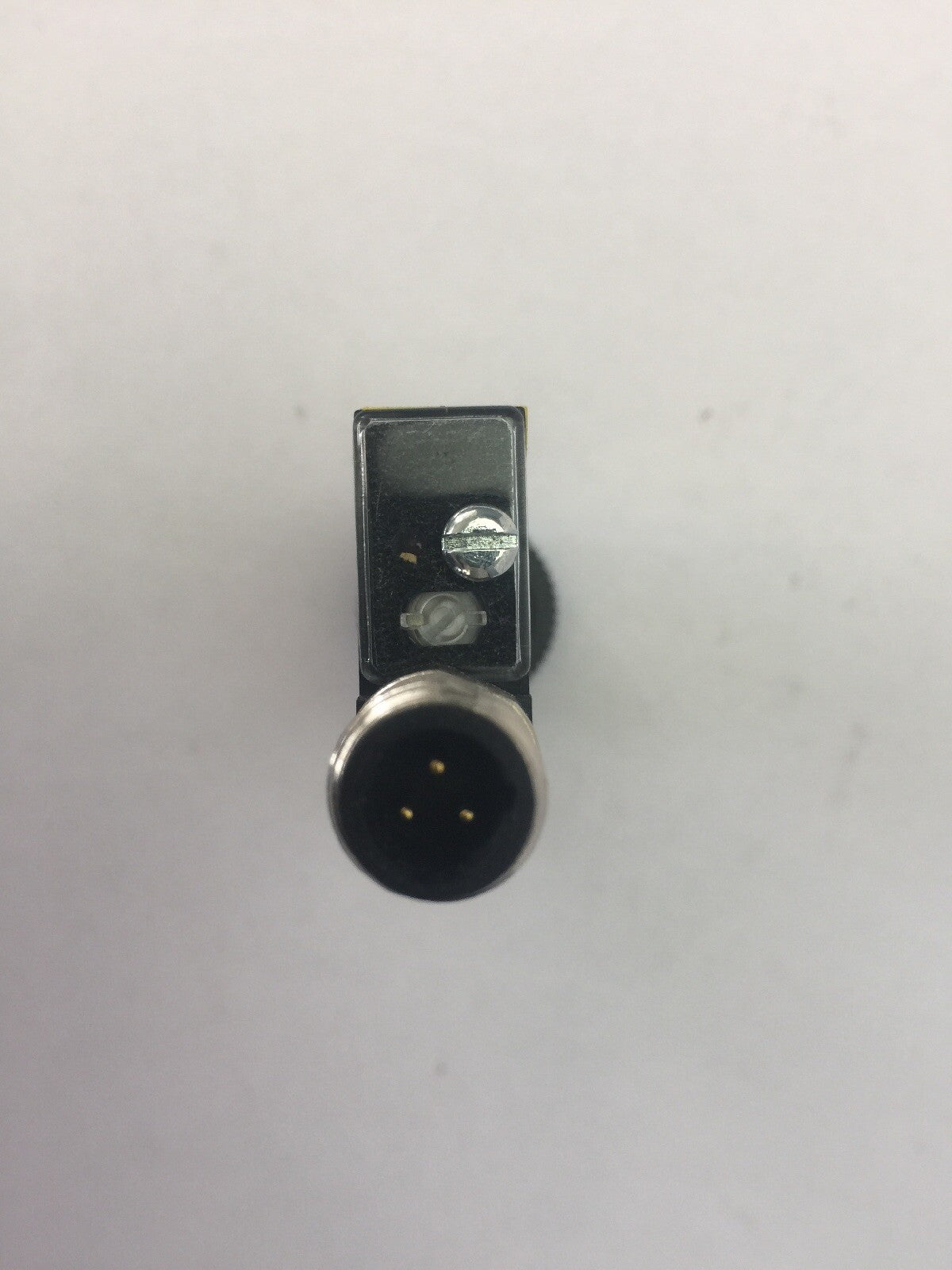 BANNER SM2A312FVQD PHOTOELECTRIC SENSORS 24-250VAC 300 mA MINI-BEAM4