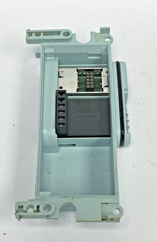 SIEMENS - A5E00995501 - E200 SLOT RACK MOUNT - PBT-GF30-FR0