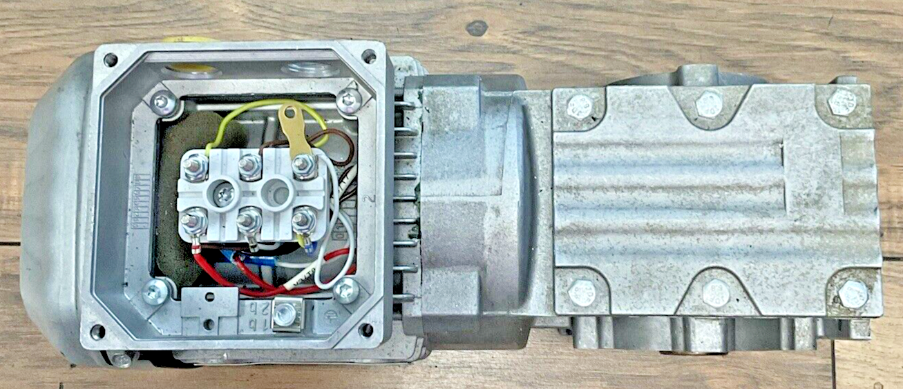 SEW-EURODRIVE WA30DRS71S4 GEAR MOTOR 1700/62RPM DUTY:CONT-S1  HP .50 RATIO 27.503
