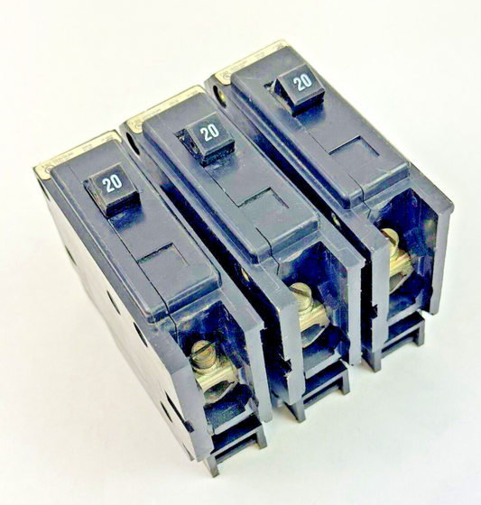 CUTLER-HAMMER *LOT OF 3* GQ1020 - 20A/1 POLE/240 VAC/QUICKLAG/BOLT-ON/GQ0