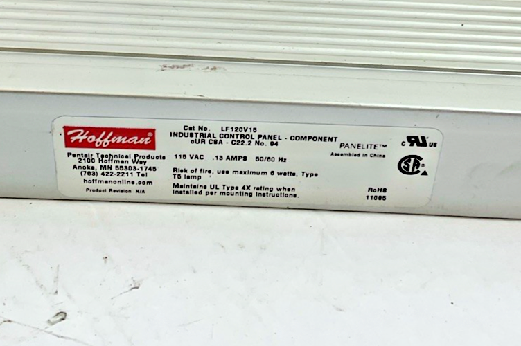 HOFFMAN LF120V15 INDUSTRIAL PANEL LIGHT 115VAC .13A 50/60HZ ***LOTOF2***4