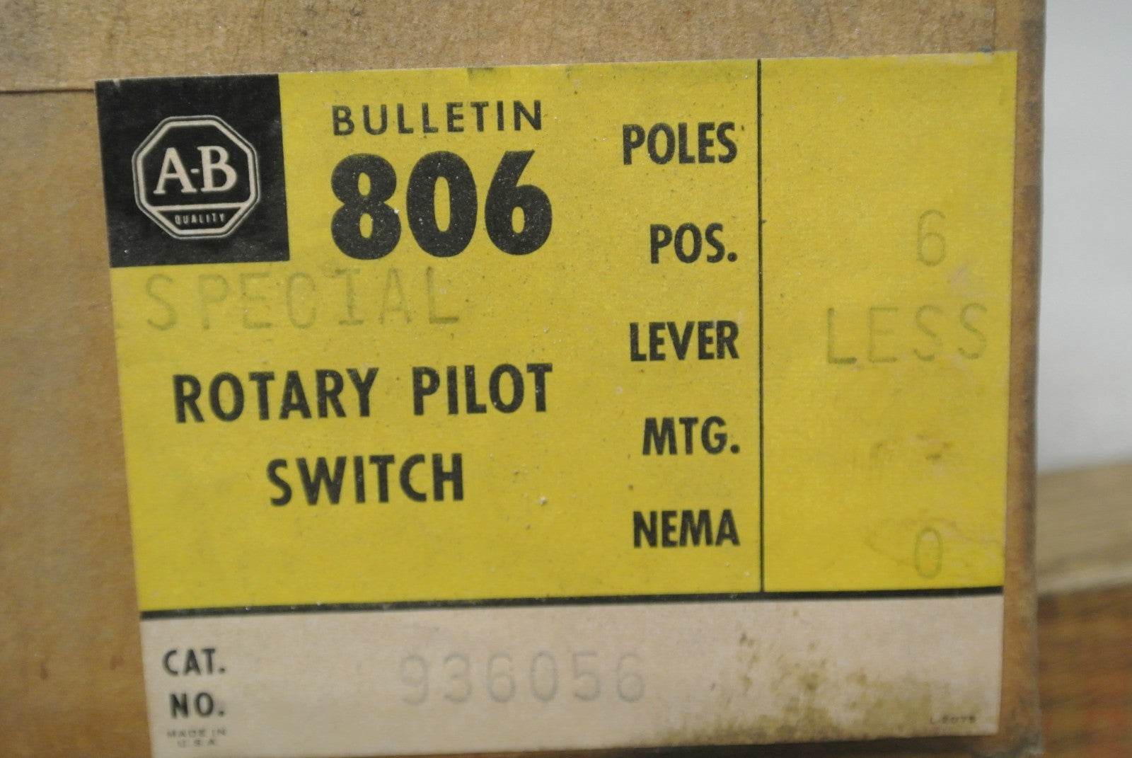 ALLEN-BRADLEY 806-936056 6-POSITION ROTARY PILOT SWITCH, LEVERLESS / NEW SURPLUS1