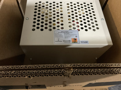 SOLA MCR 63-23-230-8 MINI/MICRO COMPUTER REGULATOR OUTPUT 120/208/240V 3000VA3