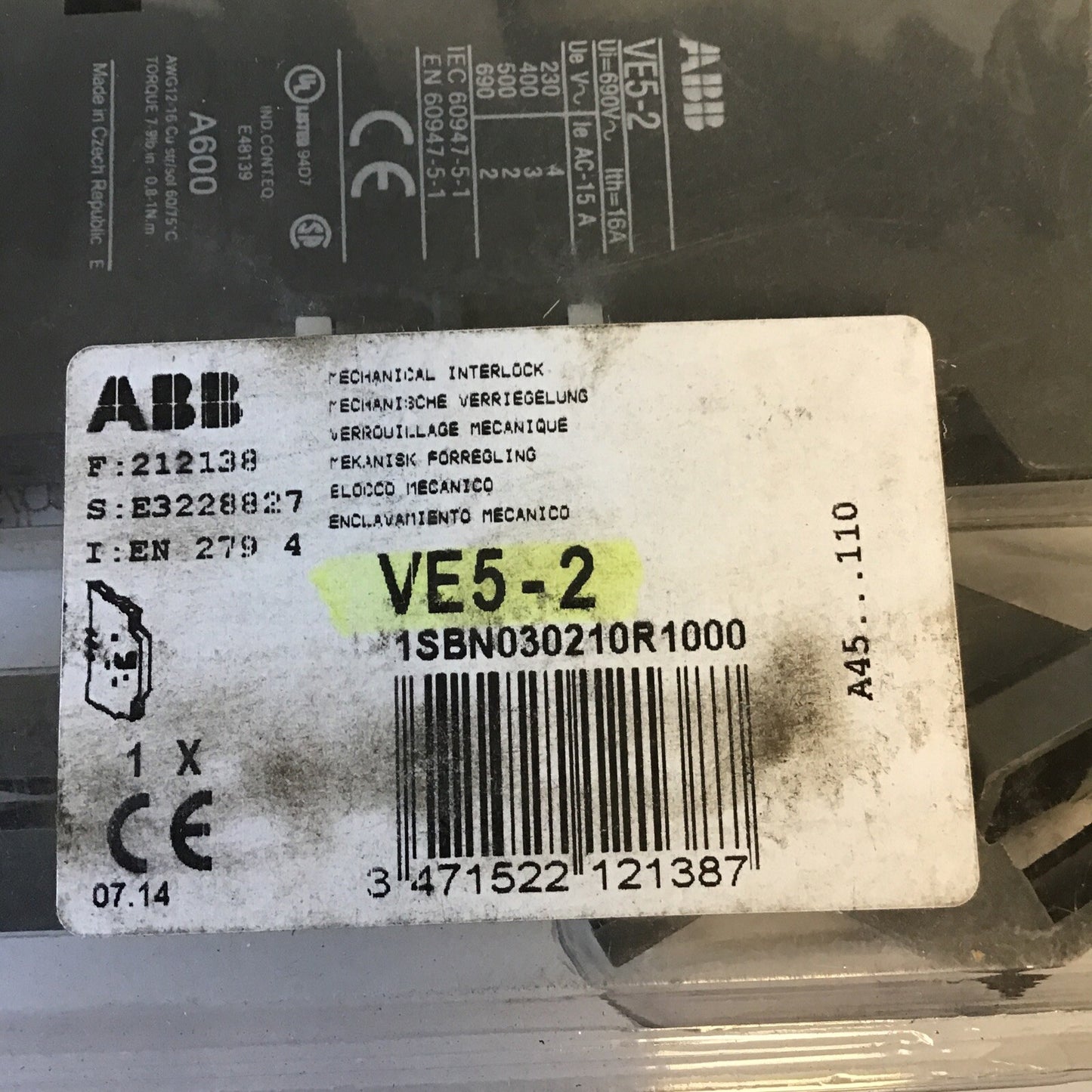 ABB VE5-2 MECHANICAL INTERLOCK 690VAC 16A ****LOTOF5****2