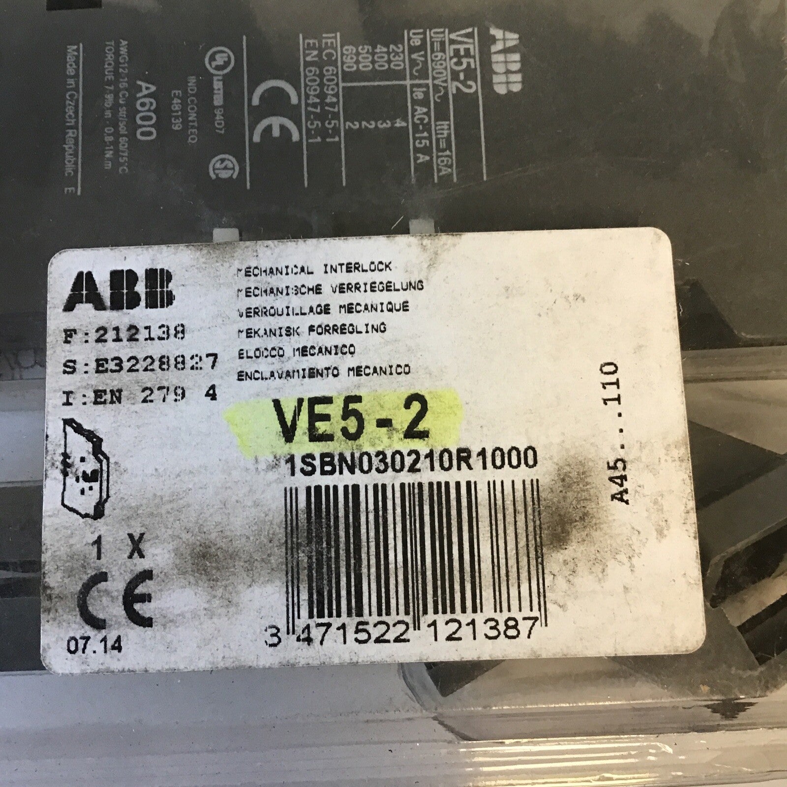 ABB VE5-2 MECHANICAL INTERLOCK 690VAC 16A ****LOTOF5****2