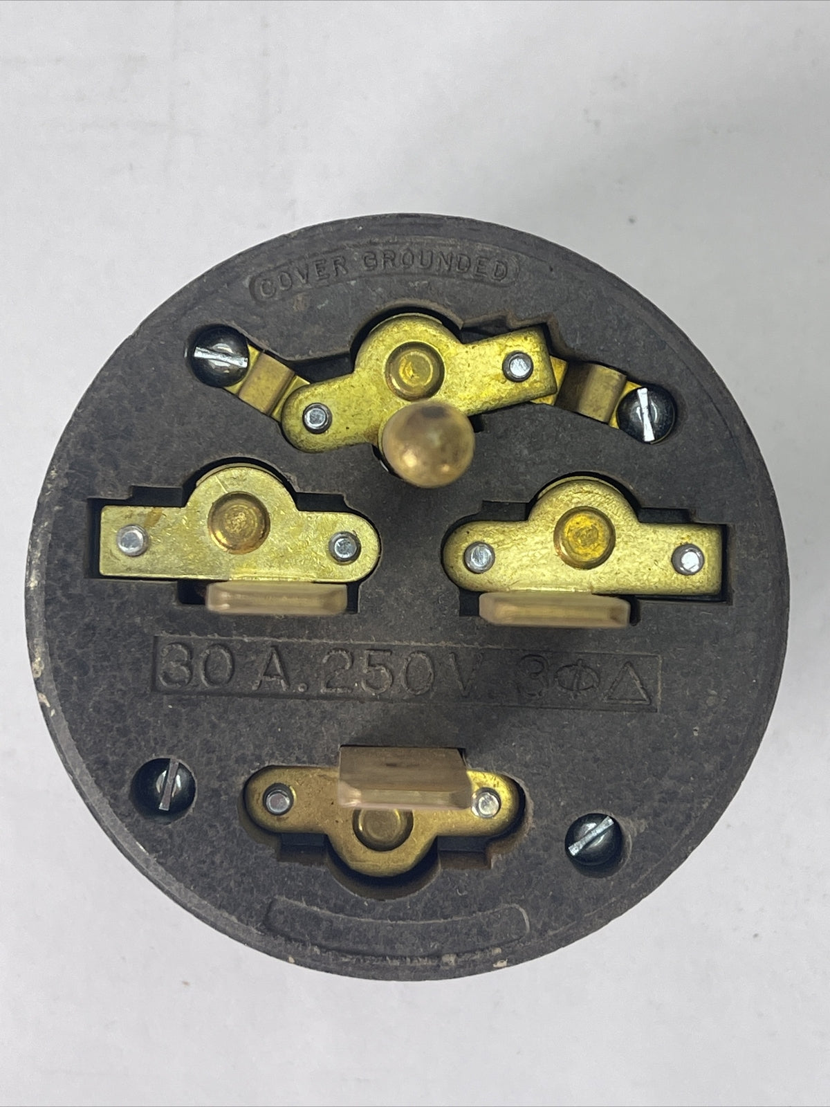 HUBBELL 8431 PLUG 30A 250V0