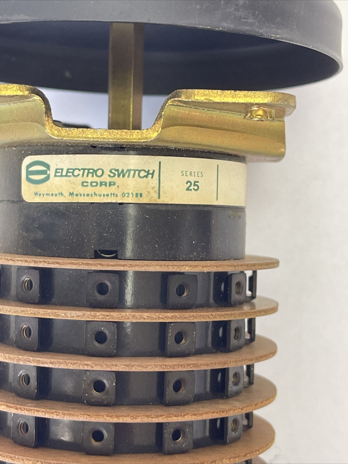 ELECTRO SWITCH CORP 25916LA ROTARY SELECTOR SWITCH 7.5A 125VAC SERIES 255