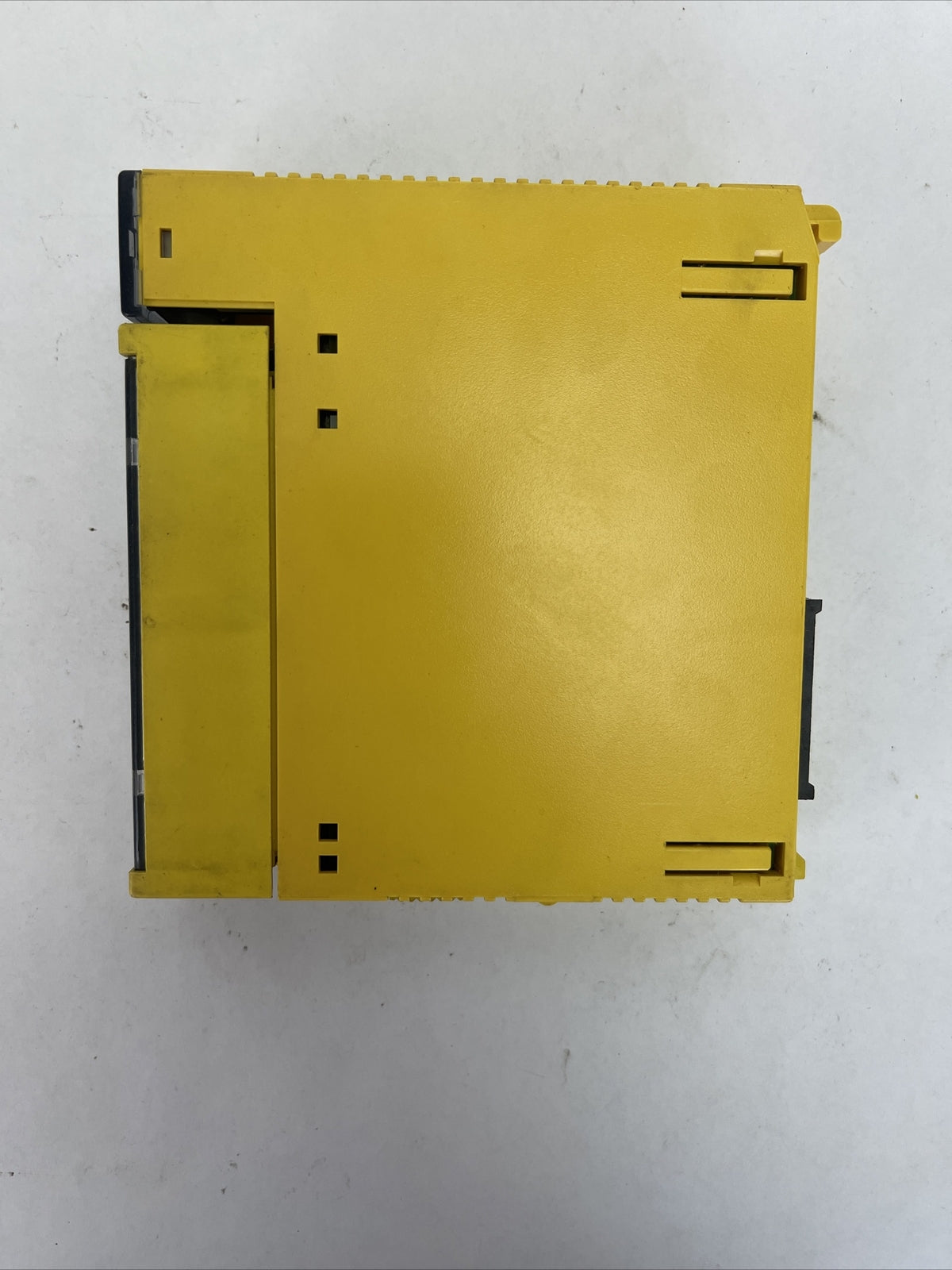 FANUC A03B-0807-C158 AOA08E I/O MODEL A 8PT 230VAC OUTPUT4