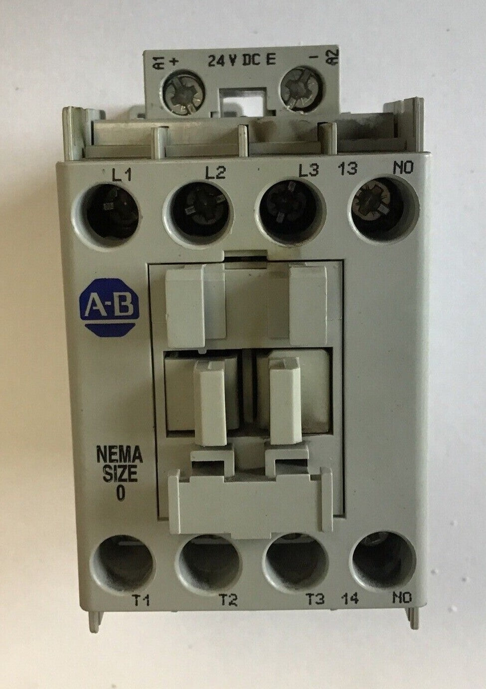 ALLEN BRADLEY 300-AOE*930 CONTACTOR SER.C 18A 600VAC 24VDC0