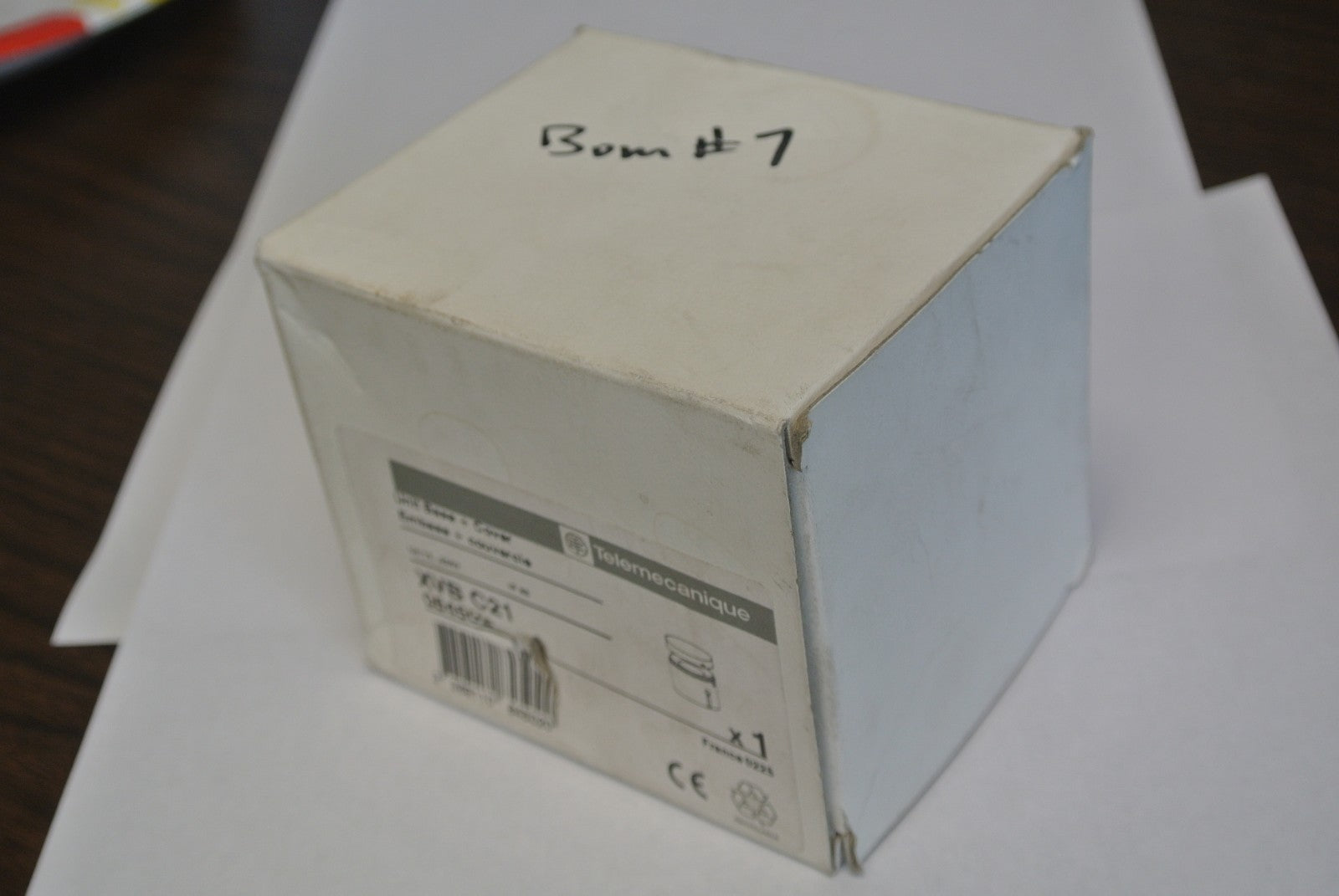 TELEMECANIQUE XVB C21 LIGHT TOWER BASE & COVER - 12-230V - NEW SURPLUS - 0845027