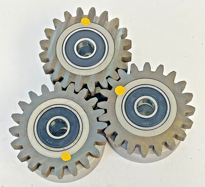 SKF - 608-2RS1 - *LOT OF 3* - PRESSURE ROLL/ BEARING - C30590