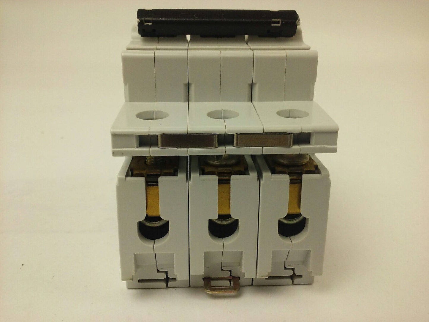 ABB, S273-K10A, CIRCUIT BREAKER, 3P, 277/480VAC, 10A, 10KA, VDE0660, NEW SURPLUS2