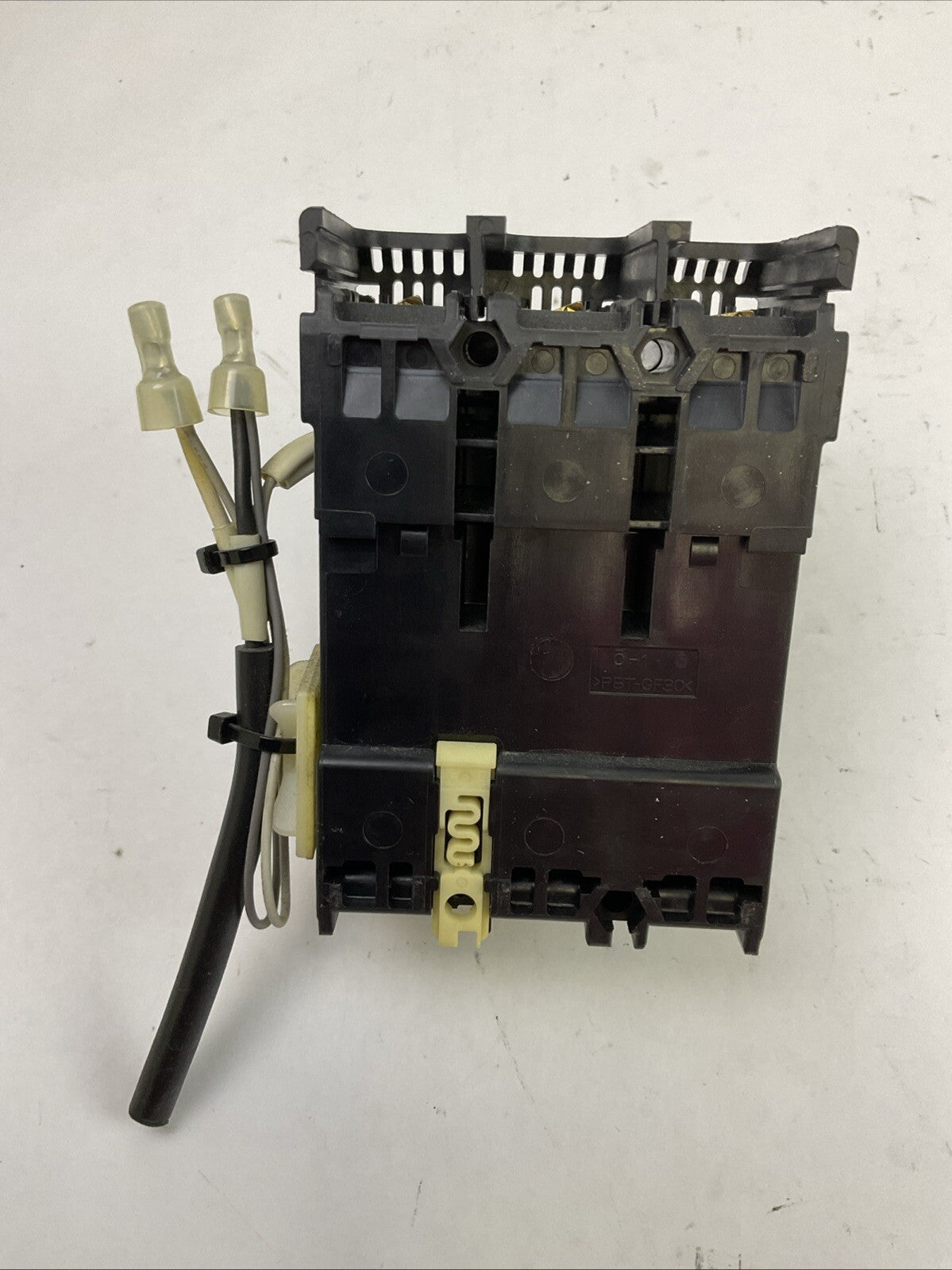 FUJI EA53AC FA AUTO BREAKER 50A 3POLE WITH SHUNT TRIP 200-240VAC4