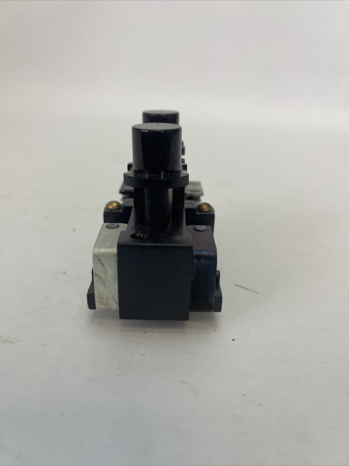 HUBBELL PG2 PBP PUSHBUTTON INSERT SINGLE SPEED / PLUG IN 120/240/480VAC 125/2503