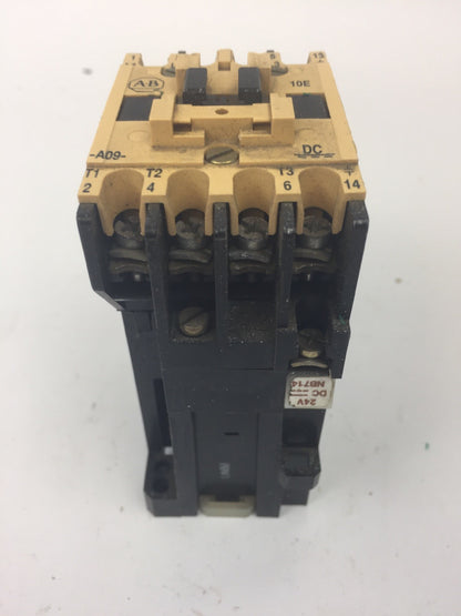 ALLEN BRADLEY 100-A09NZ*3 CONTACTOR SER B 600VAC 9A NB174 COIL 24VDC 3