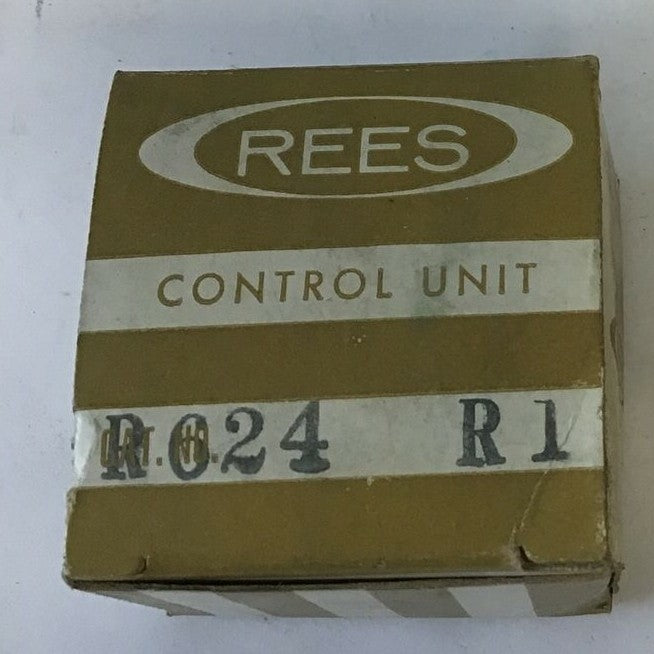  REES R264 R1 RUBBER PUSH BUTTON BOOT/COVER****LOTOF5****2