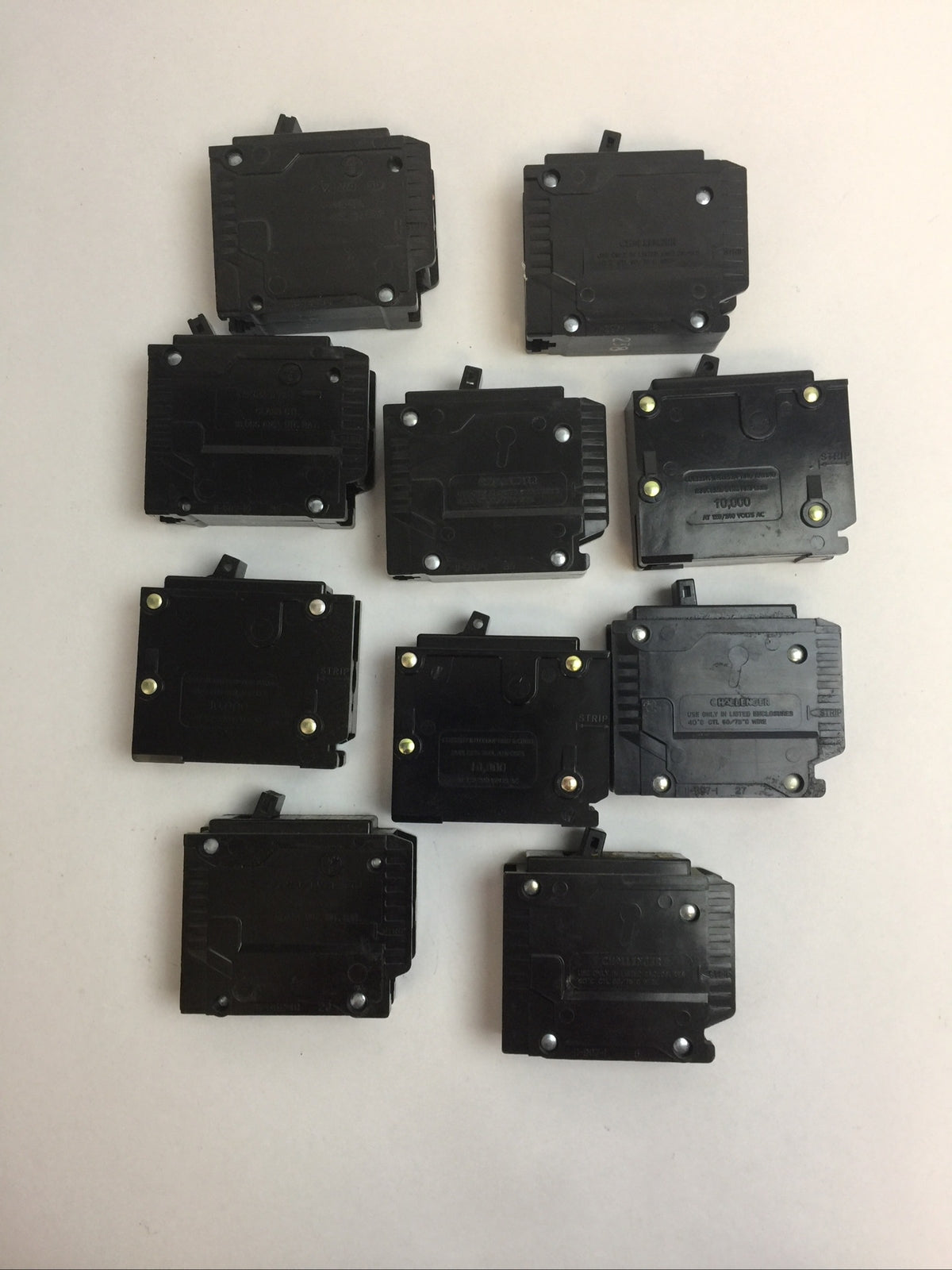 CHALLENGER C120 CIRCUIT BREAKER 20AMP 120/240VAC 1POLE (LOT OF 10)3