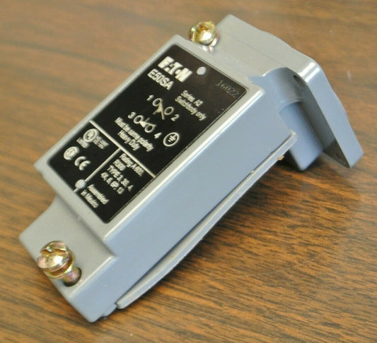EATON E50SA Ser. A2 HEAVY DUTY SWITCH BODY ONLY / SINGLE POLE / 1 NO 1 NC 0