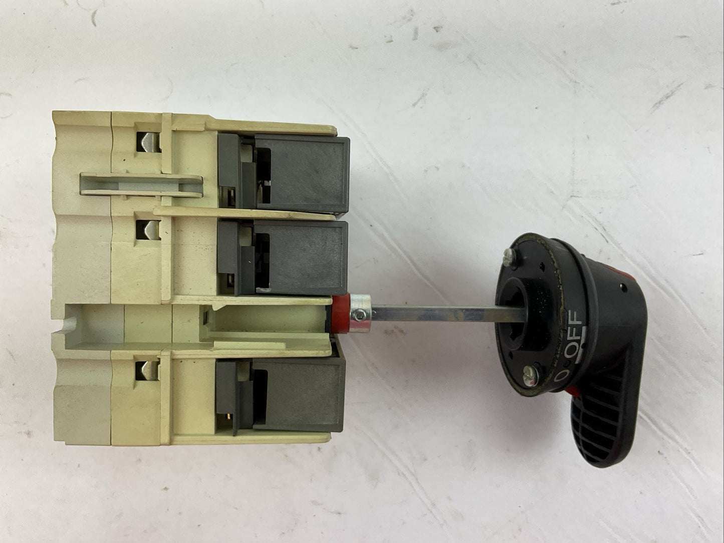 ABB OS 30FACC12 DISCONNECT SWITCH 600VAC 30A 3PH 20HP5