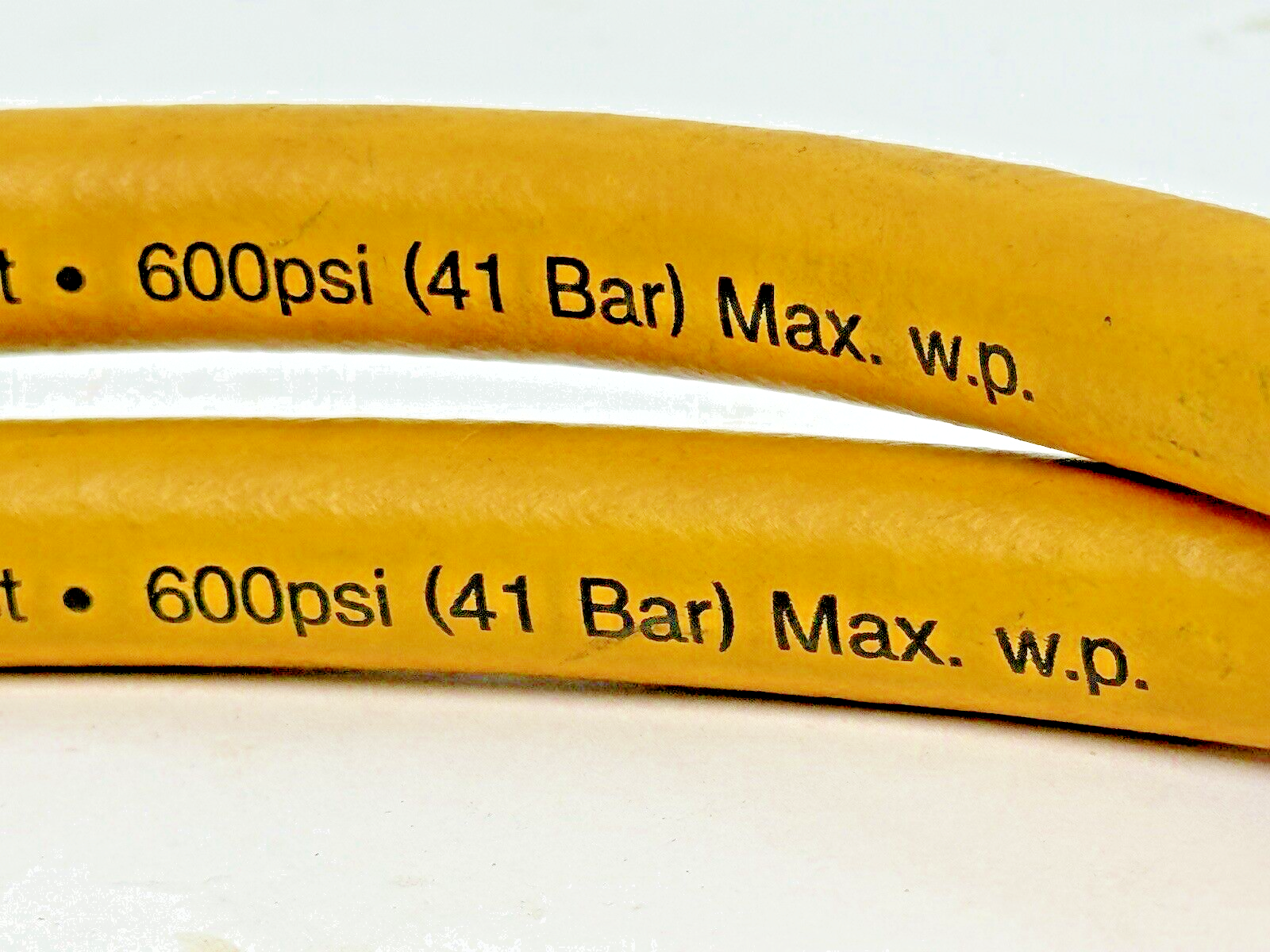 YELLOW JACKET - PLUS II 60" 1/4" CHARGING HOSE - YELLOW - 3000 PSI / 600 PSI6