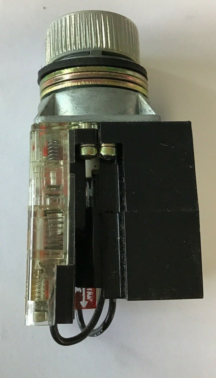 SQUARE D LRPA34 SER.A PILOT LIGHT 24VAC/DC ***LOTOF2***4