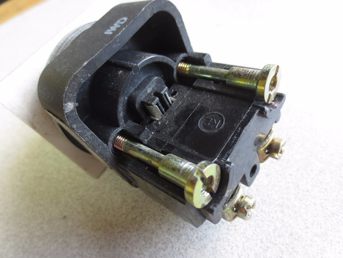 ALLEN-BRADLEY 800H-PR16 Ser. F PILOT LIGHT - 120V3