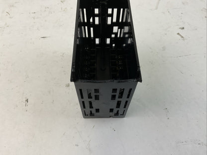 OMRON E5EN-R3MT-500 TEMPERATURE CONTROLLER 100-240VAC 50/60HZ 10VA8