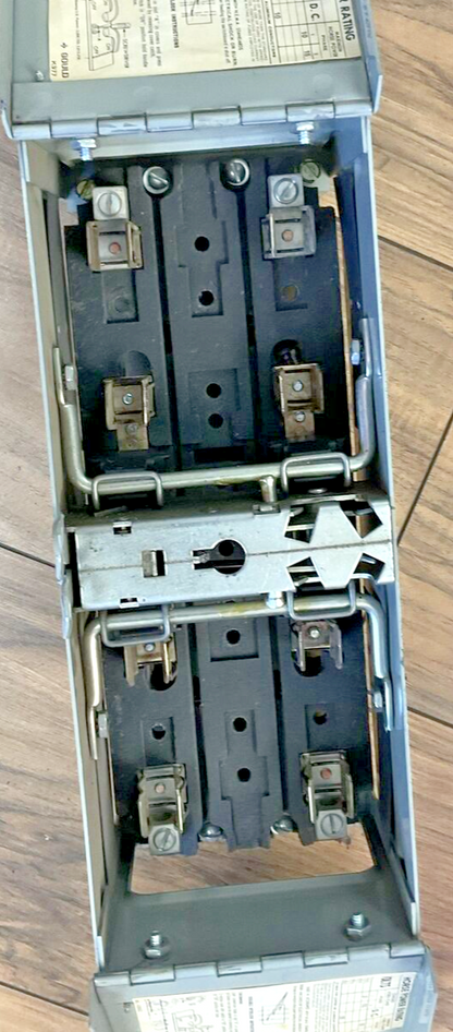 ITE V2B2222LR VACU-BREAK CLAMPMATIC 10HP 250V 1PH 60A 2POLE8