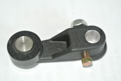 GE CR215GL10 - LIMIT SWITCH ROLLER LEVER 1.5" RADIUS .075 DIA. x .28" WIDE - NEW2