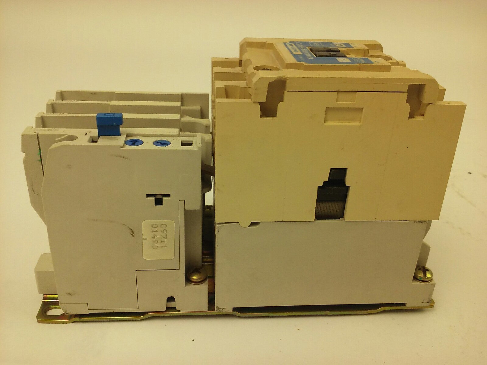 CUTLER HAMMER / EATON AN16DN0 STARTER SIZE 1 27A 600V 3PH 10 HP C306GN37