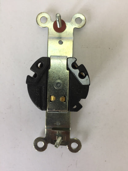 HUBBELL HBL4710 TWIST-LOCK SINGLE RECEPTACLE 15A 125V 2 POLE3