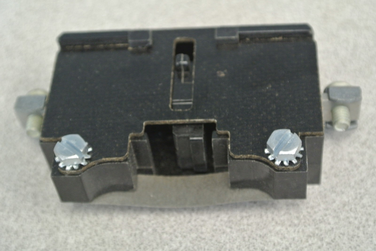 CUTLER-HAMMER 10933H3A AUXILIARY CONTACT / ELECTRICAL INTERLOCK / N.C. / SIZE 13