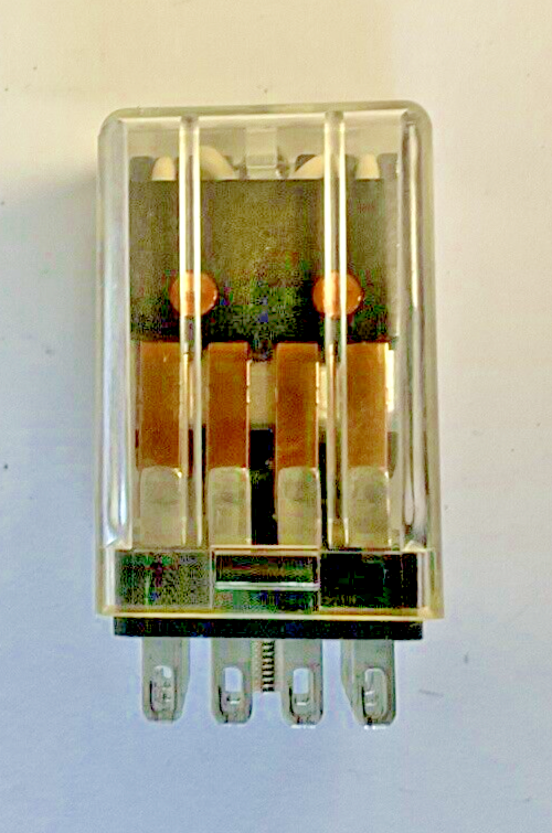 ALLEN BRADLEY 700-HC24Z24-4 RELAY 24VDC SER.A 1/6HP 5A 50/60HZ ***LOTOF9***7