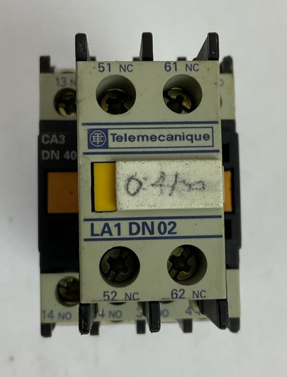 TELEMECANIQUE CA3DN40 600VAC 10A CONTACTOR 24VDC COIL LA4DE1E 24-48VDC LA1DN020