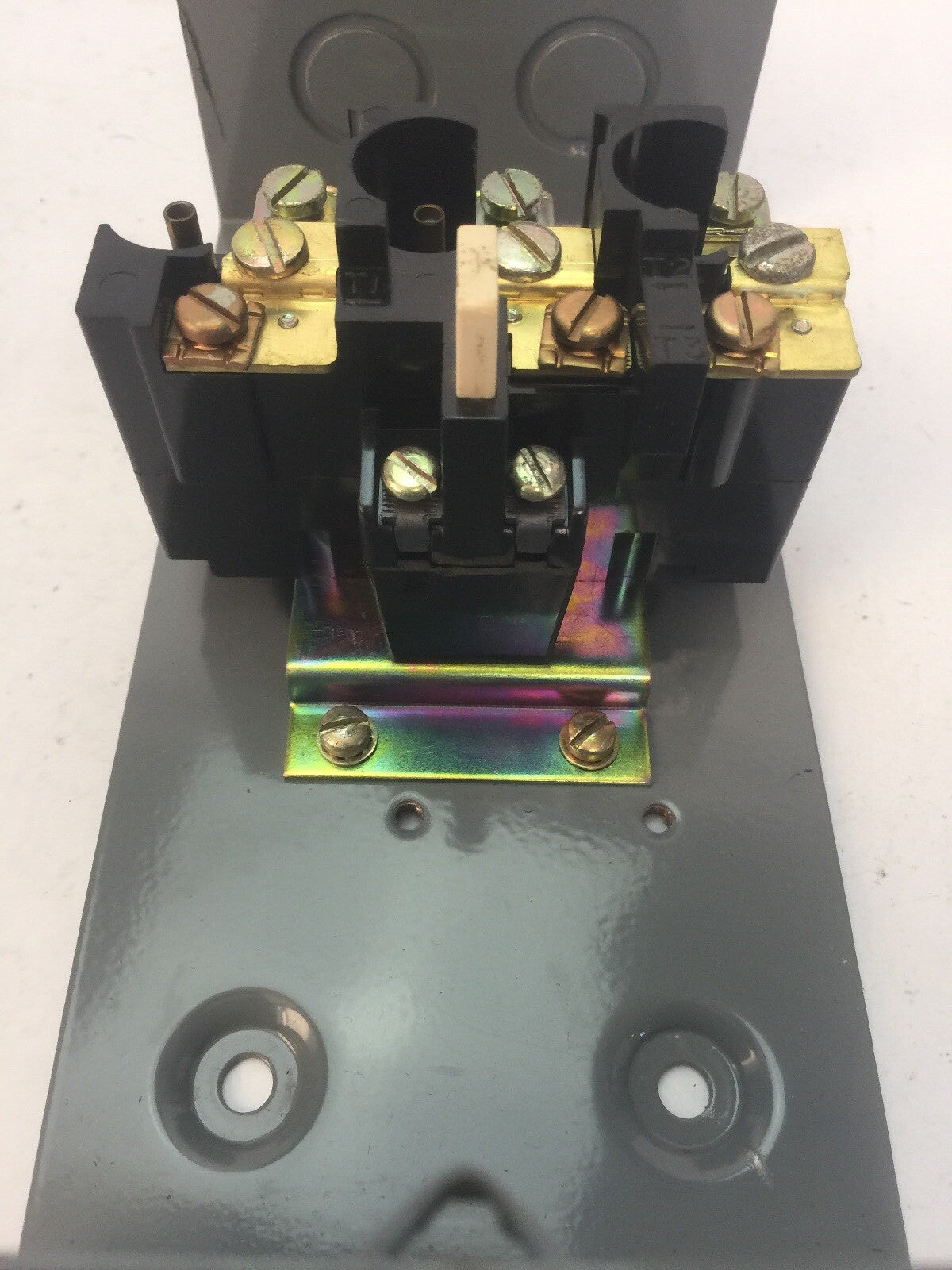 FURNAS 48DC31B THERMAL OVERLOAD RELAY IN ENCLOSURE 600VAC 120-240VDC10