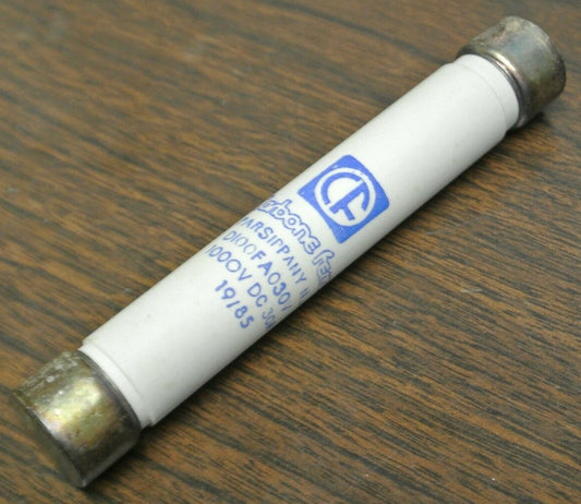 BOX of 10 / CARBONE FERRAZ D100FA030V FUSE / 30A / 1000VDC / NEW SURPLUS0